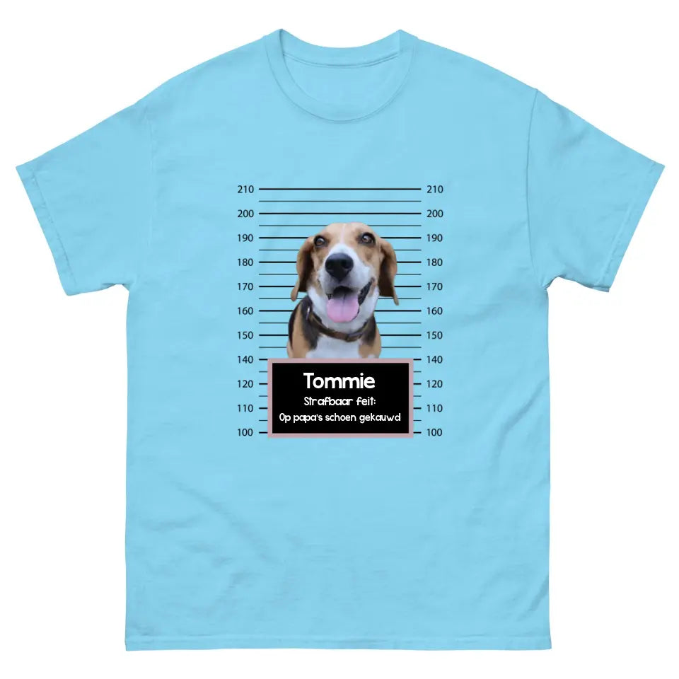 Gepersonaliseerd "mugshot" T-shirt - Boevenfoto van verdacht huisdier + strafbaar feit