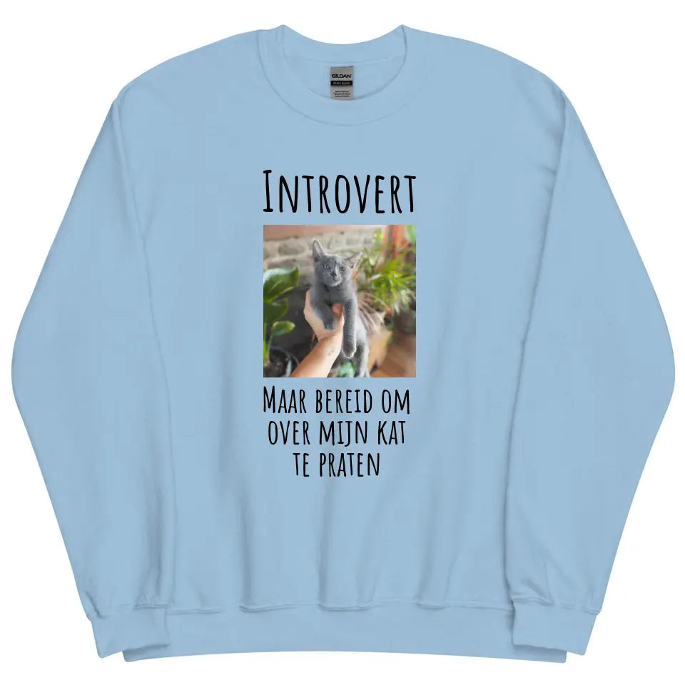 Gepersonaliseerde sweater - "Introvert, maar bereid om over mijn kat te praten" - Met eigen foto - Iedereen Blij