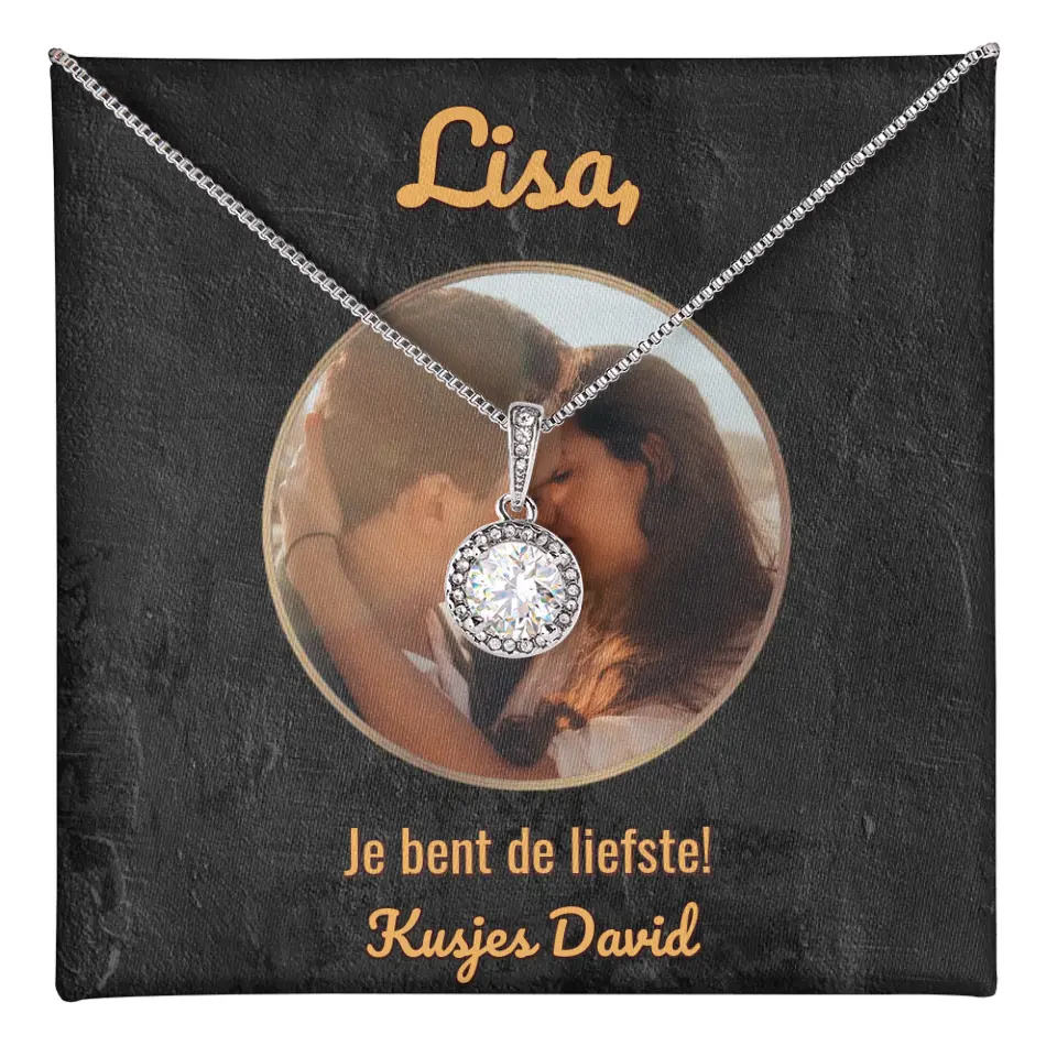 Witgouden kristal ketting met gepersonaliseerd doosje | Voeg je eigen foto in cirkel en tekst toe | 14K witgoud - Iedereen Blij