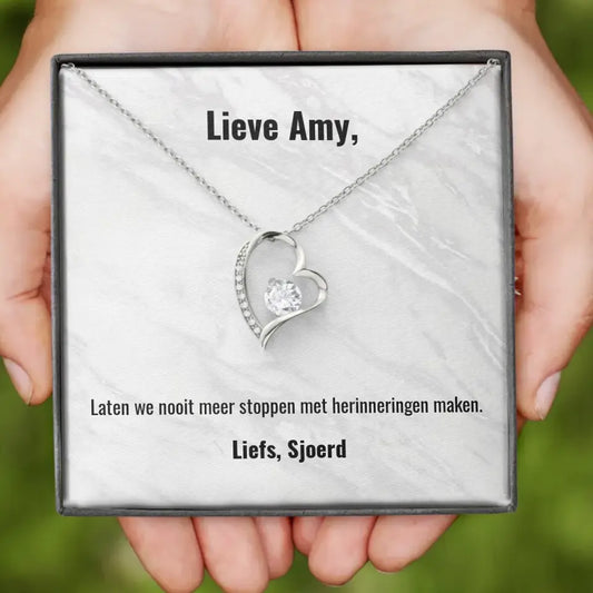 "Laten we nooit meer stoppen met herinneringen maken" | Hartjes ketting met gepersonaliseerd doosje | Voeg eigen tekst toe | 14K witgoud of 18K goud