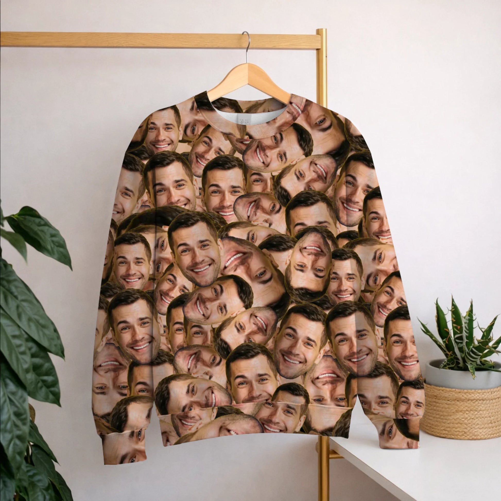 Sweatshirt 1