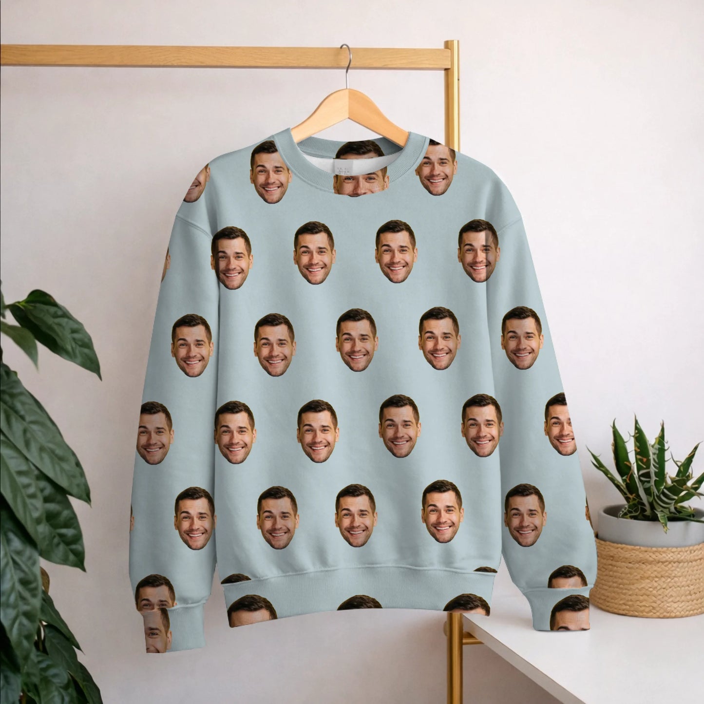 Sweatshirt 1