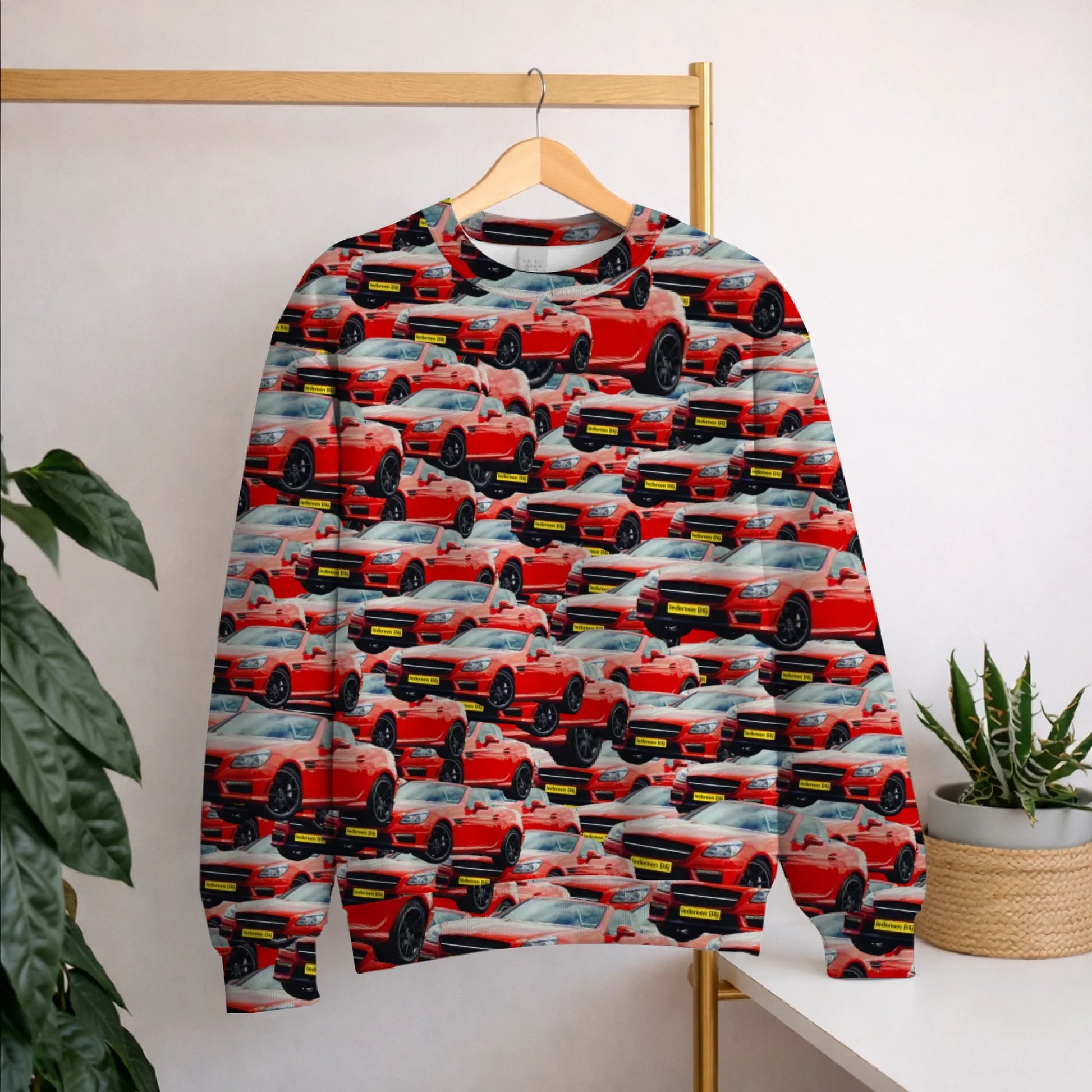 Sweatshirt 1